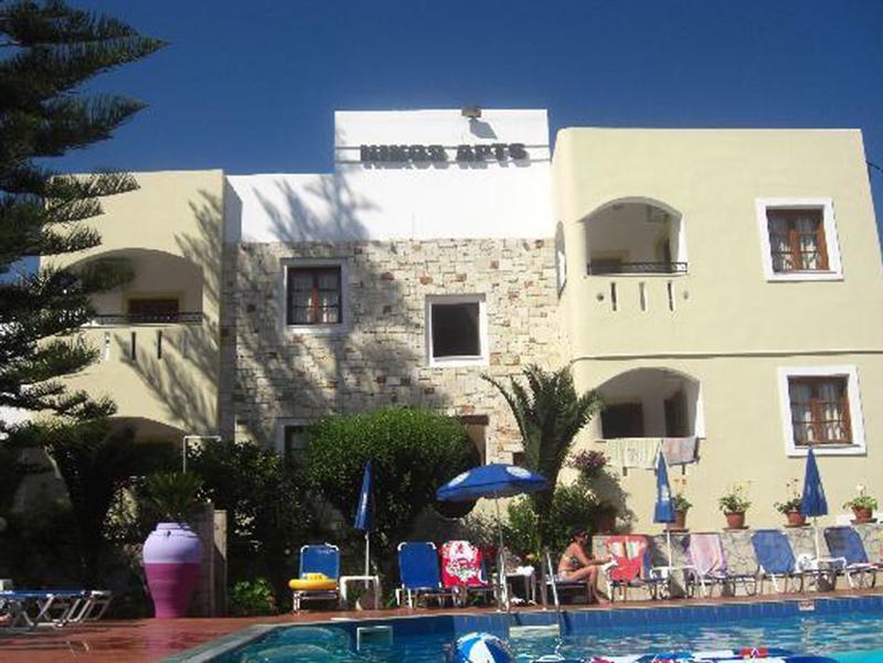 Nikos Apartments Stalida Esterno foto
